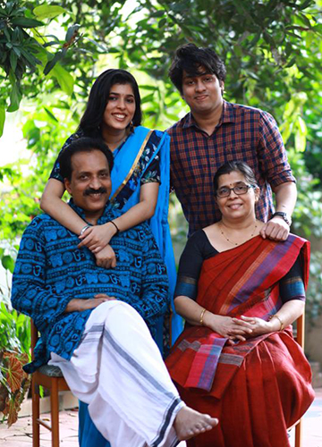 Somanath with wife, Valsala, daughter Malika and son Madhav.